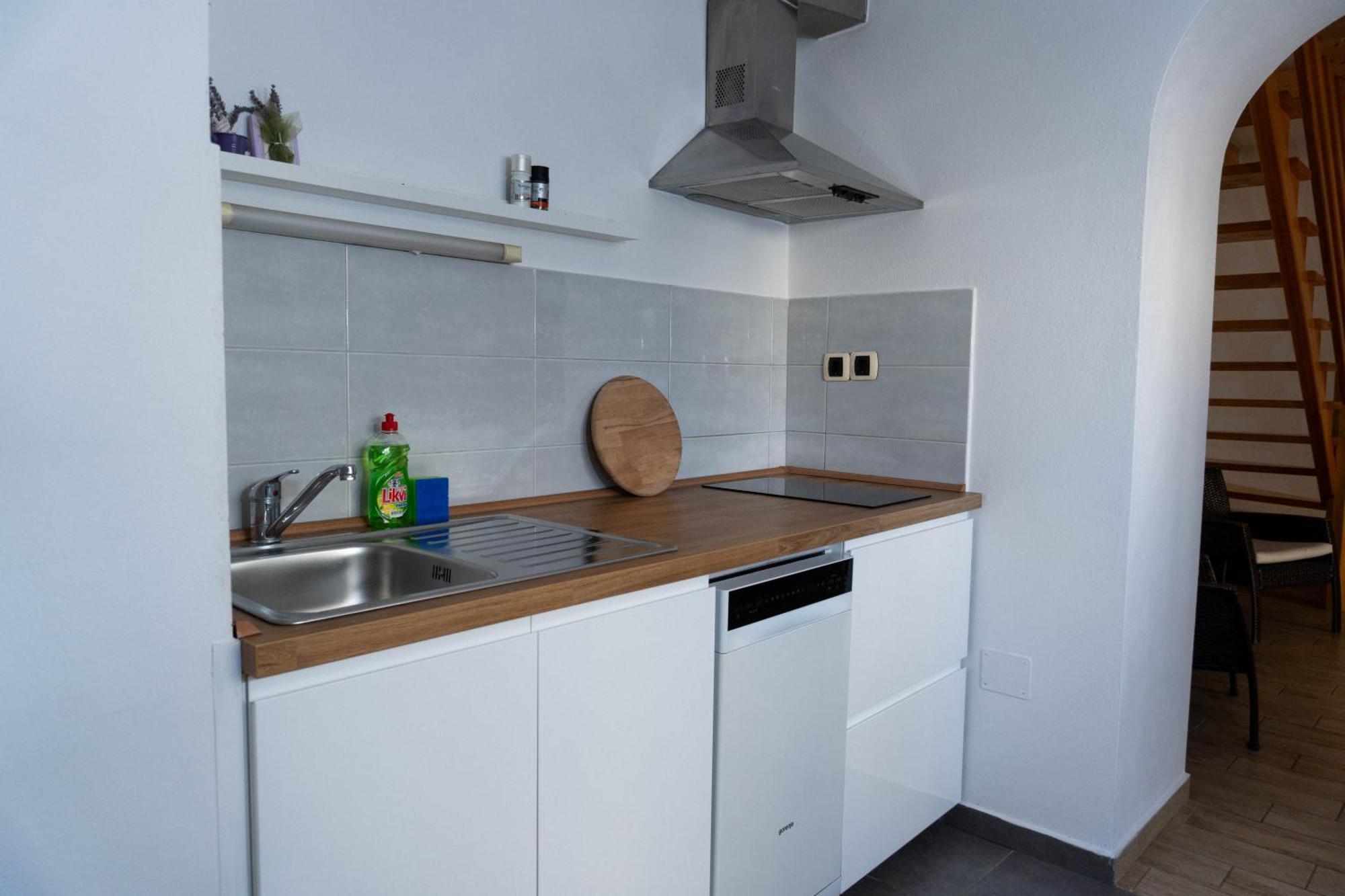 Apartment Deborah Krnica Eksteriør billede